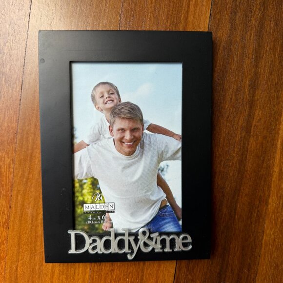 Malden Daddy & Me Portrait 4 x 6 Frame - Picture 1 of 4